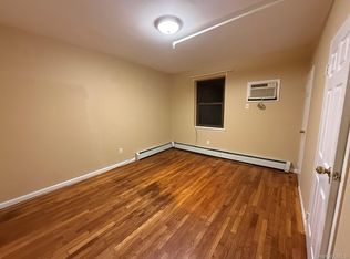 189-37 37th Ave #2, Flushing, NY 11358