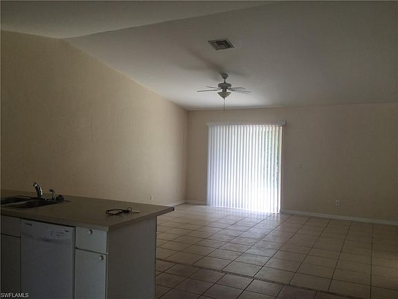 3rd image of 18568 Miami Blvd #570