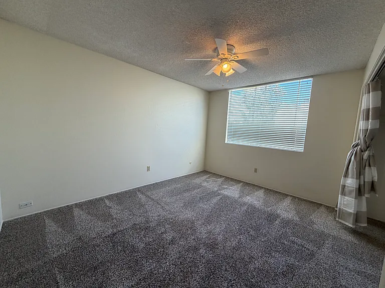 1390 Southwood Dr #B — Photo 9