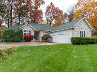 7710 La Jessica Cir, Kalamazoo, MI 49009