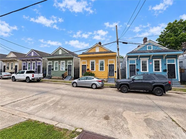 2808 Josephine St, New Orleans, LA 70113
