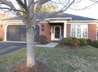 4521 Colonial Place Dr, Roanoke, VA