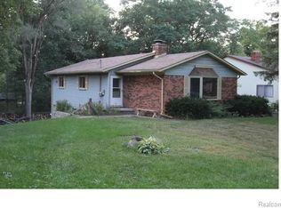 203 School St, Brighton, MI 48116