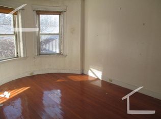 1905 Beacon St #4, Brookline, MA 02445