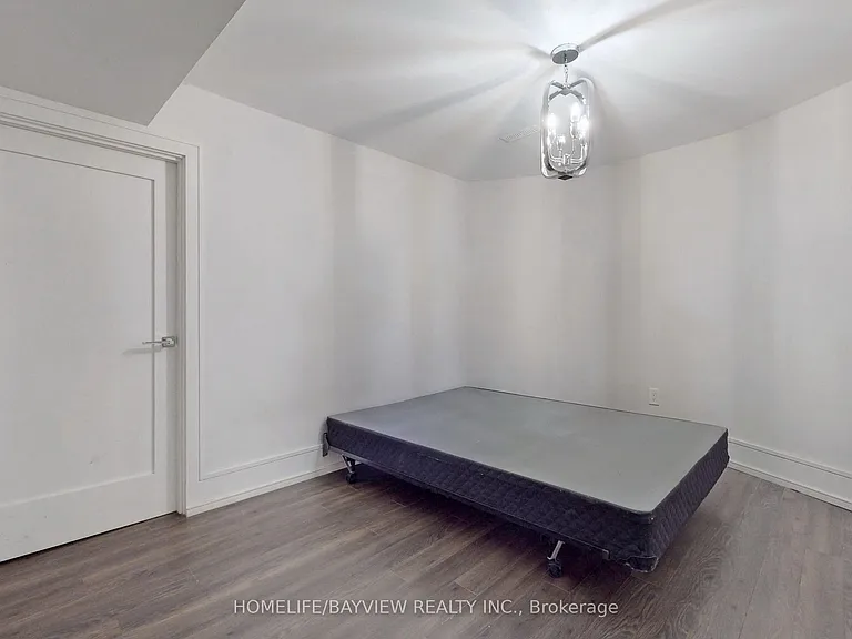 72 Lensmith Dr — Photo 12