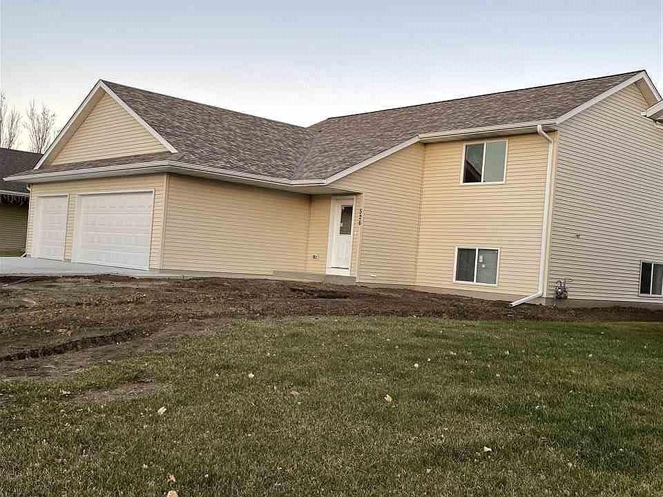 1st image of 526 Allyn Cir