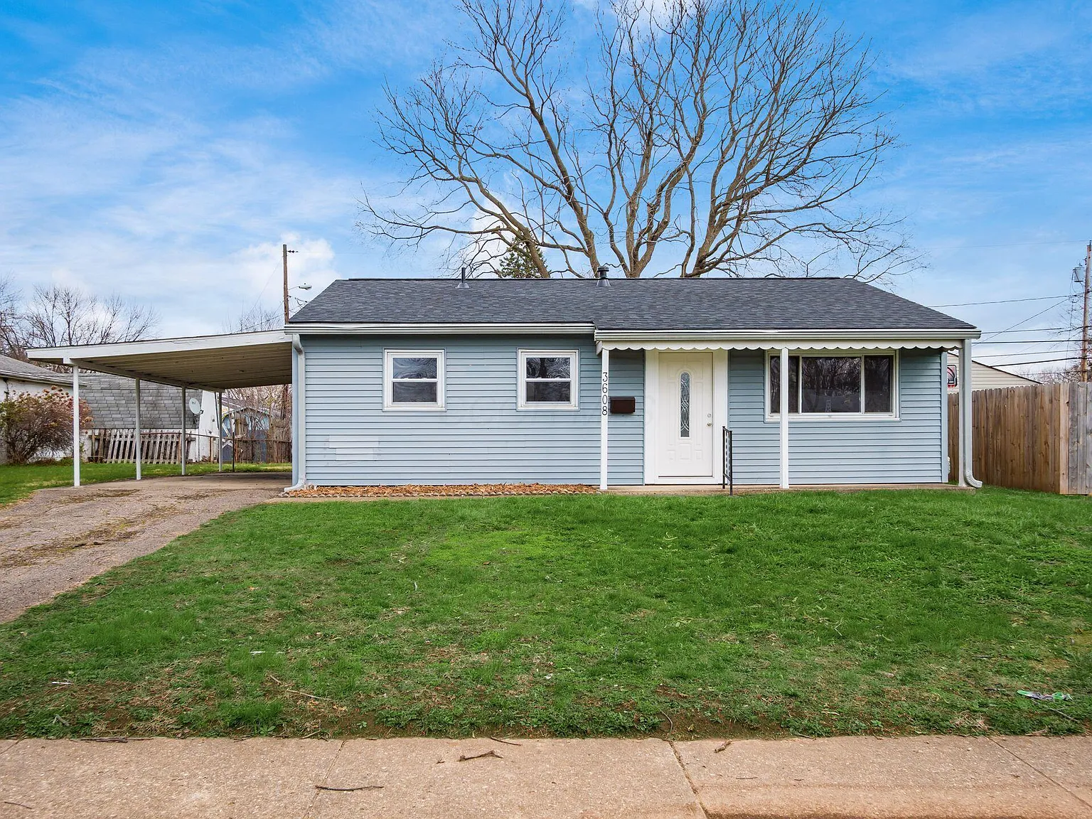 3608 Clearwater Dr photo 1
