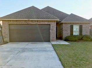 506 Flanders Ridge Dr, Youngsville, LA 70592