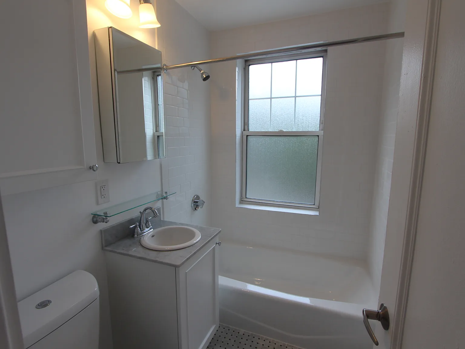 26 Chauncy St — Photo 3