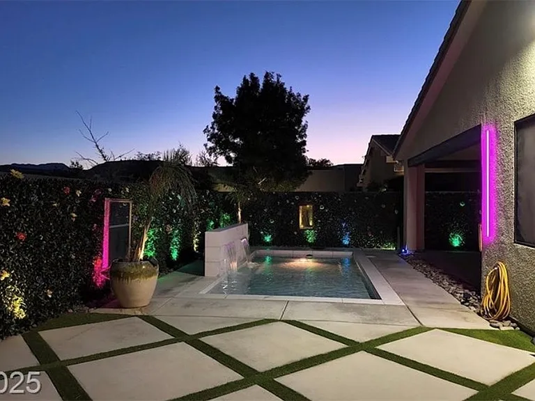 9239 Beltana Ct — Photo 27