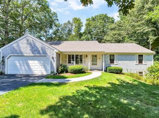 97 Headwaters Rd, Centerville, MA 02632