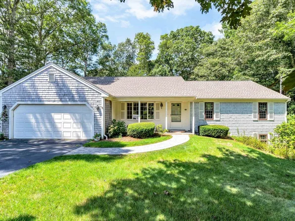 97 Headwaters Road, Centerville, MA 02632