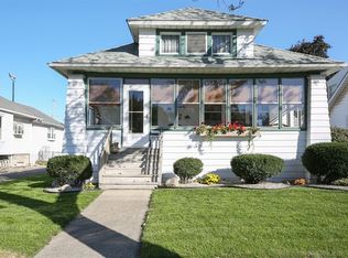 18237 Roy St, Lansing, IL 60438