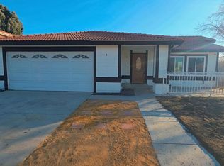 4604 E Avenue R6, Palmdale, CA 93552