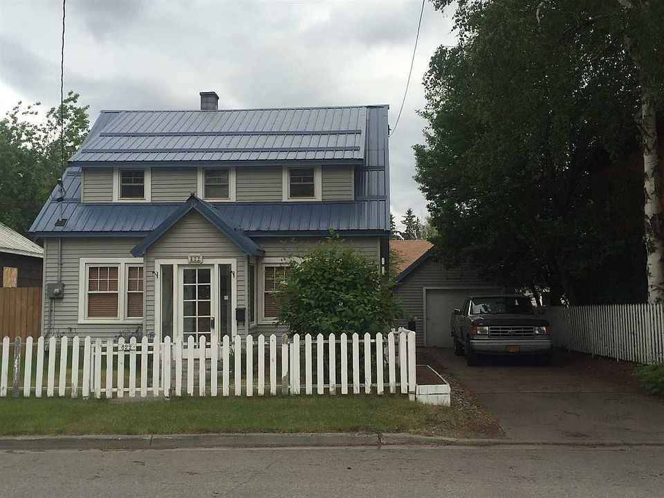 1st image of 822 7th Ave