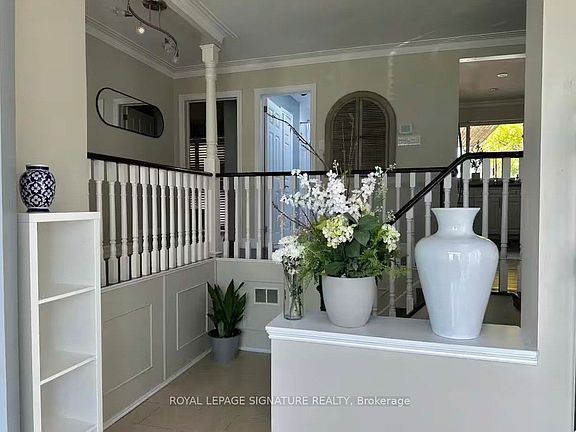 2nd image of 1353 Sheldon Ave