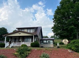 26 Paxton Rd, Sandy Lake, PA 16145