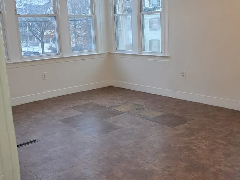 57 Maltby St #2F — Photo 14
