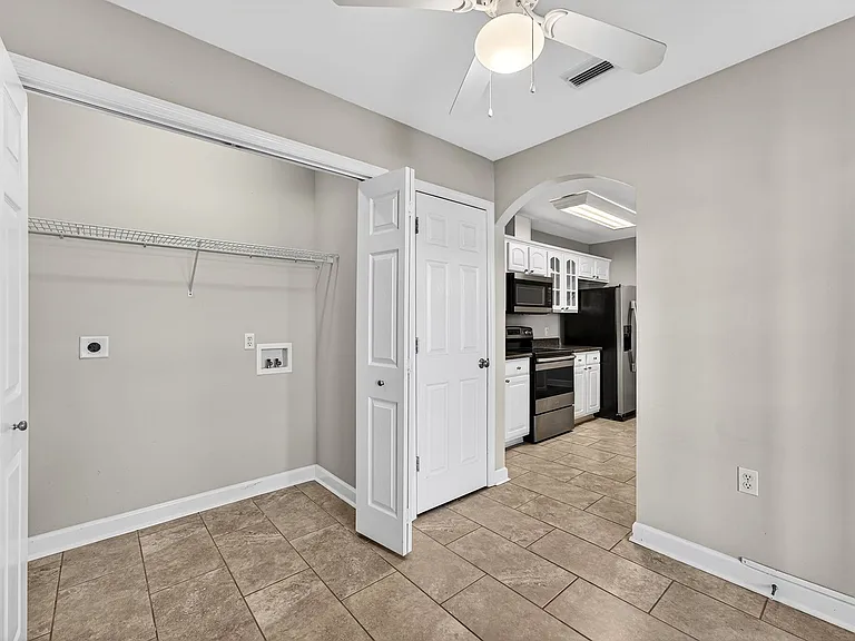 114 Lakeridge Dr — Photo 33