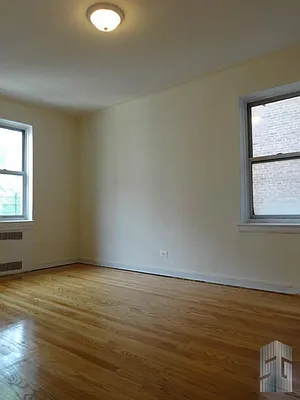 Rented by Skyline Group Real Estate | media 4