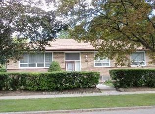 133 Meadowbank Rd #Basement, Toronto, ON M9B 5E2