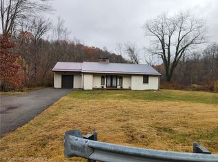 5330 Greensburg Rd, Apollo, PA 15613