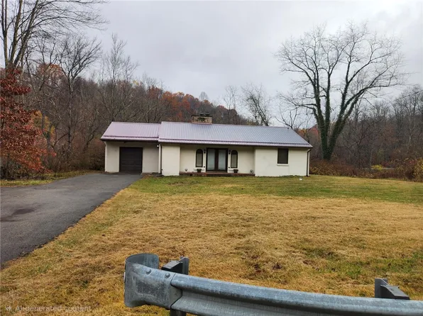 5330 Greensburg Rd, Apollo, PA 15613