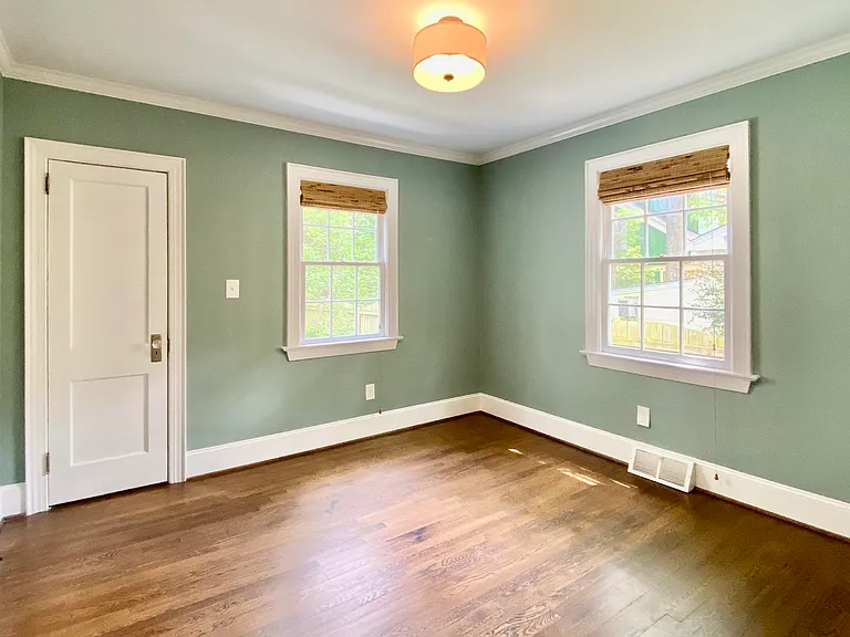1317 Vickers Ave — Photo 17