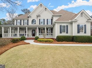 215 Oakhurst Leaf Dr, Milton, GA 30004