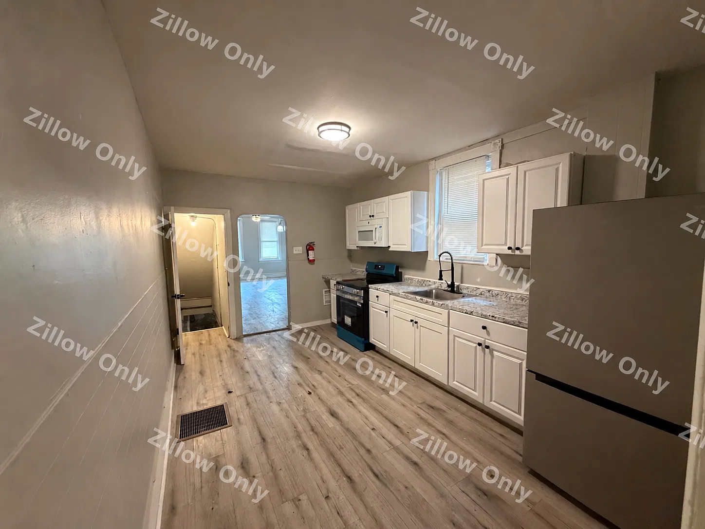 3 bed, 1084 sqft, $1,750 — Photo 4