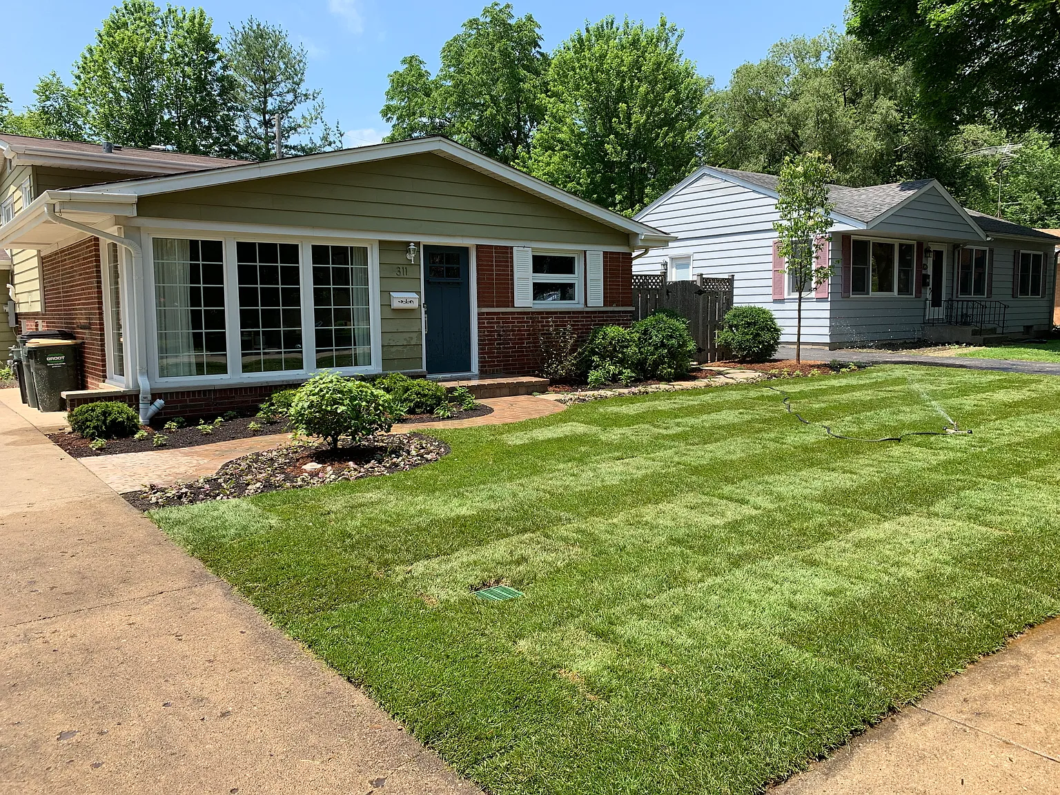 311 Drake St photo 1