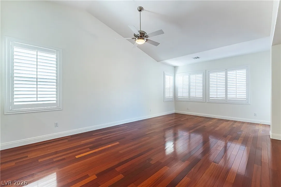 4 bed, 2.0 bath, 2255 sqft, $2,395 — Photo 4