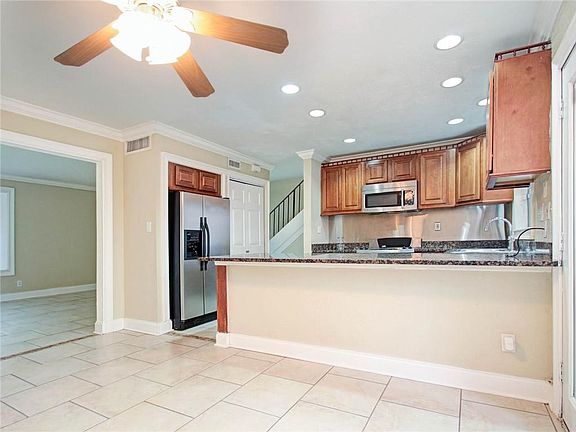 4th image of 7406 Sussex Pl