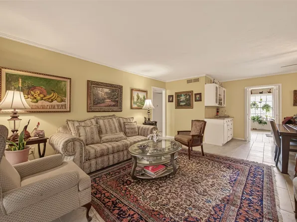 7600 Burgoyne Rd Unit 251, Houston, TX 77063