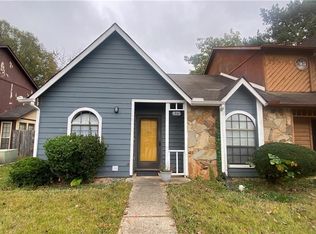 875 Heritage Oaks Dr, Stone Mountain, GA 30088