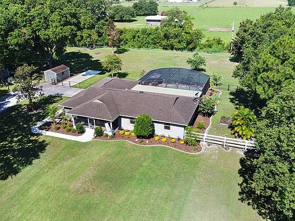 2nd image of 2940 Windsong Ln