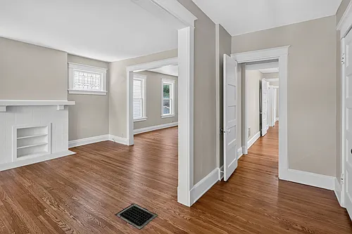 149 University Blvd #LOWER — Photo 4