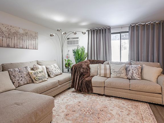 3rd image of 23 Spring Cove Road #23