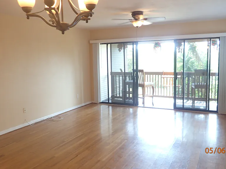 9614 Tara Cay Ct — Photo 24