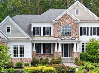 9 Schaffner Ln, Dover, MA 02030