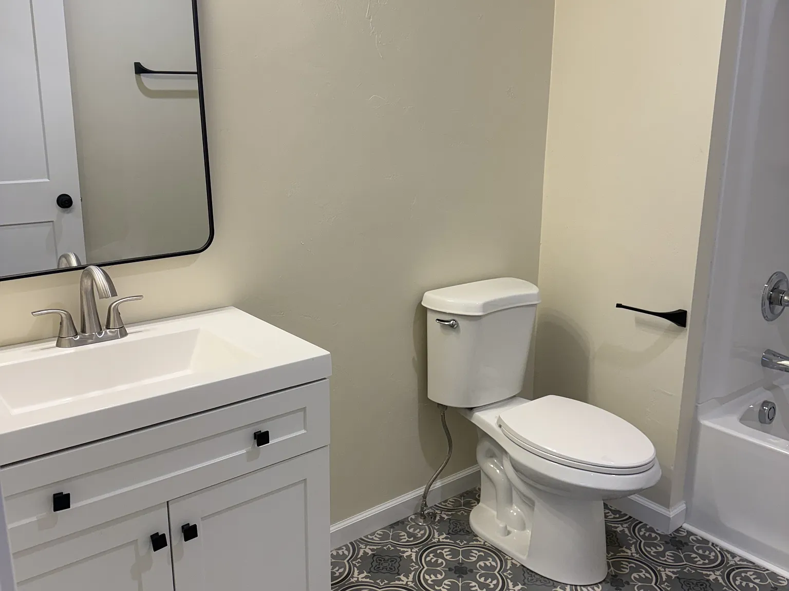 135 North 4th Avenue - 8 — Photo 4