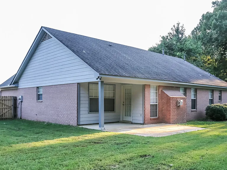 6205 Morgan Manor Cv — Photo 14