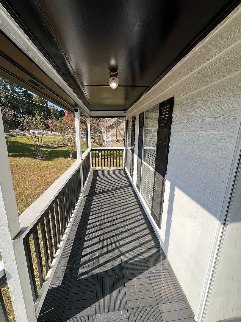 Charming 3-Bedroom, 2-Bath Home with Finished Basement in Snellville! — Photo 3