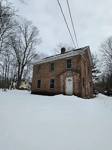 213 N Eagleville Rd Photo 1