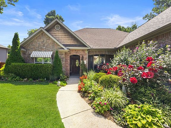 2nd image of 24 Granshire Dr