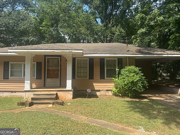 2nd image of 977 Mapp St