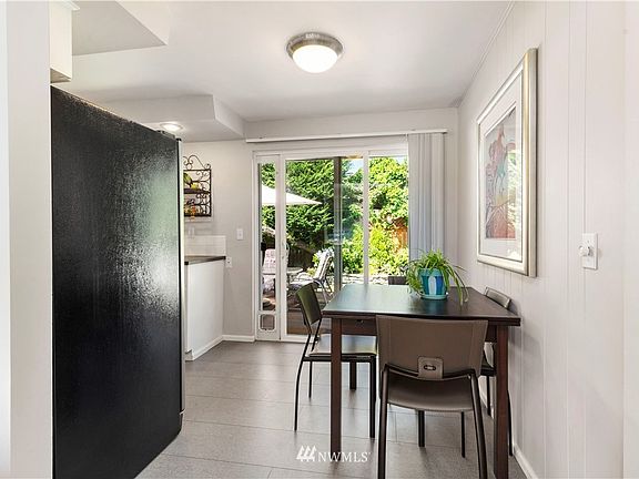 3rd image of 8210 NE 143rd Pl