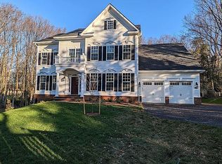 11002 Vale Rd, Oakton, VA 22124