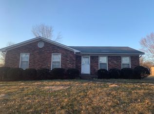 2908 Winterhaven Rd, Louisville, KY 40220