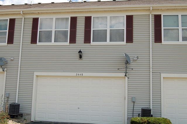 2nd image of 2448 Georgetown Cir
